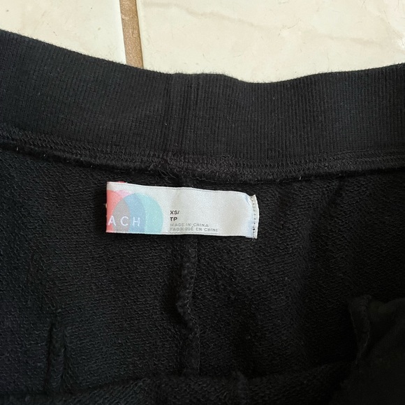 FP BEACH FREE PEOPLE Black Terry Cotton High Rise Drawstring Sweat Shorts Sz XS - Picture 4 of 6